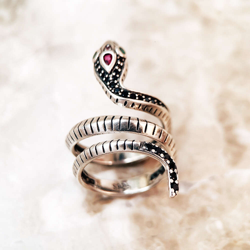 Ring Snake Black Stones Europe Style Style Klasik Yahudi Kadınlar için, Pure Sterling Sier'de Yepyeni Hediye