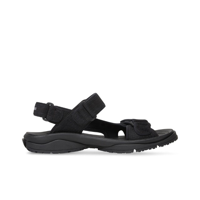 Offene Zehen Sandalen Standardgröße Sandale Luxus-Folien stilvolle DeSinateur-Wohnungen für Frauen Sommerparty Soft Innensohle Nicht-Schlupf-Sohle