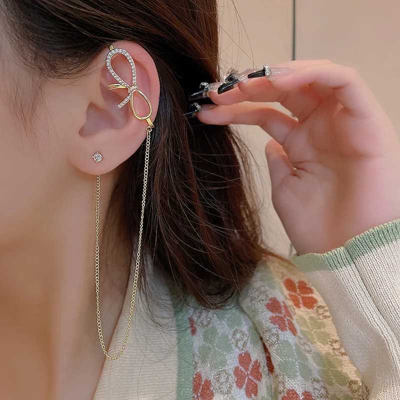 Boucles d'oreilles de glands à arc haut de gamme Lats Lats Luxur