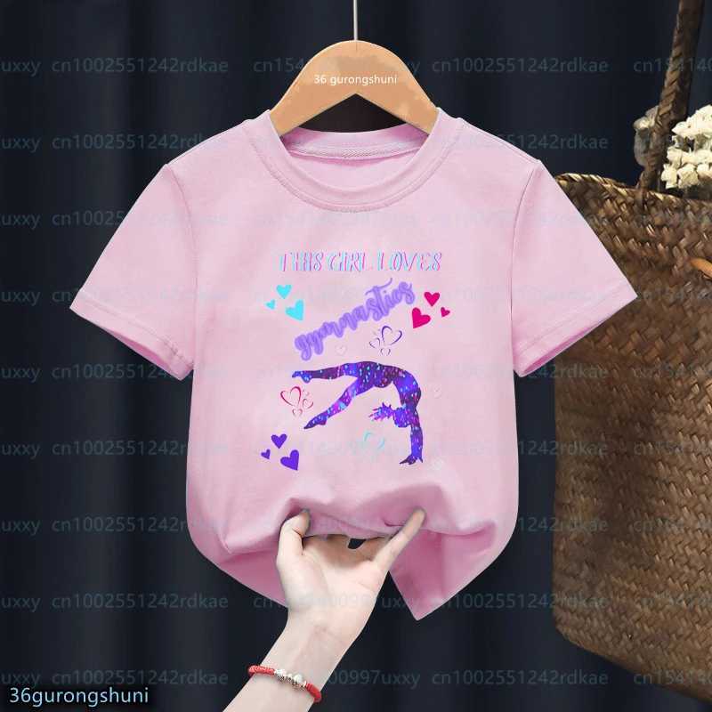 T-shirt Girls Gymnastics T-shirt Rhythm Gymnastics T-shirt Nome personalizzato Fashion Harajuku Girls Top Top Pink Summer Childrens T-shirtl2405