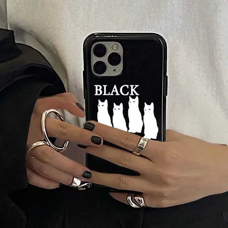 Cell Phone Cases Cute Black White Cats Fashion Phone Case For iPhone 11 13 14 Pro Max 12 Mini XR XS Max X 7 8 Plus Couple Shockproof Back Cover J240509