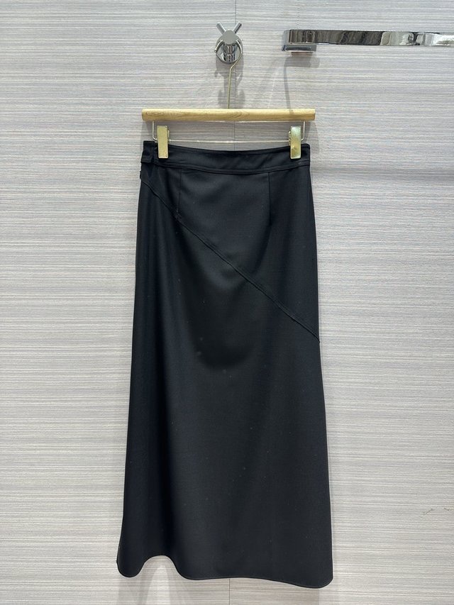 2024 Yeni Yaz Sonbahar Tasarımcısı Bir etek moda markası aynı stil elbise lüks kadın etekleri 0509-5