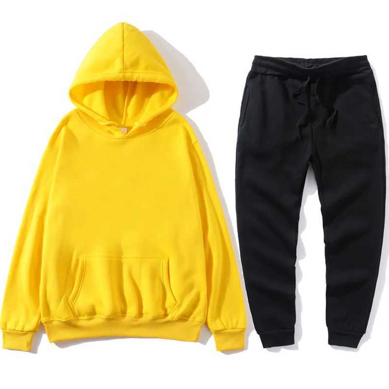 Tracksuits masculin 2024 Casual Suit Men Helsme Summer Loose All-Match Trend Korean Trend Two-Piect Youth Sportswear Y240508