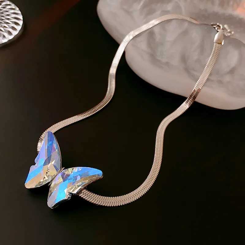 Dingle ljuskrona modedesign kristallfjäril tassel öronklipp halsband set kreativitet personlighet kvinnlig orm benkedja halsband smycken