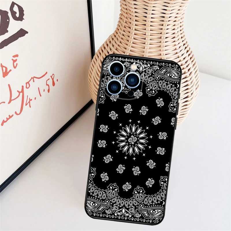 Cas de téléphone portable Bandana Bandana Paisley Téléphone Étui adapté à l'iPhone 15 Pro 12 13 MINI 11 14 PRO MAX XS XR 7 8 plus SE 2020 2022 COUVERTURE arrière J240509