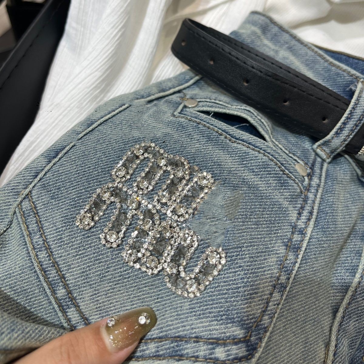 Frauen hohe Taille mit Gürtel Jeans Jeans Logo Buchstaben Strass Diamonds Luxus Designer Shorts Smlxl