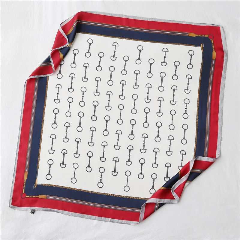 Sjaals Koreaanse klassieke unieke 60 cm kleine vierkante zijden sjaal geschikt voor dames nek hondenketen stippen schone printing kerchief retro Q240508