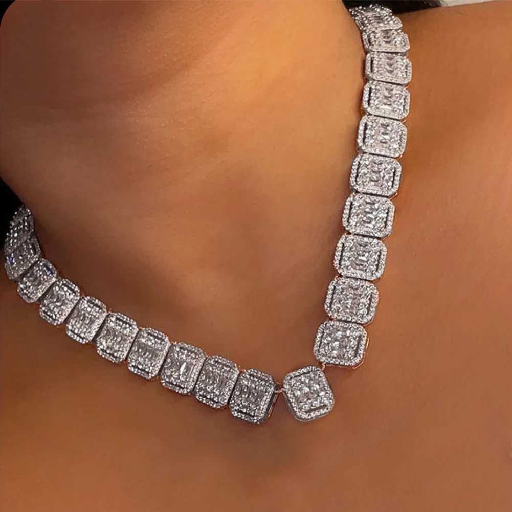 Kettingen Iced Out Bling Baguette Cuban Link Chain Necklace Men Women Square Tennis Chain Punk Hiphop Cubaanse choker kettingen Rock sieraden D240509