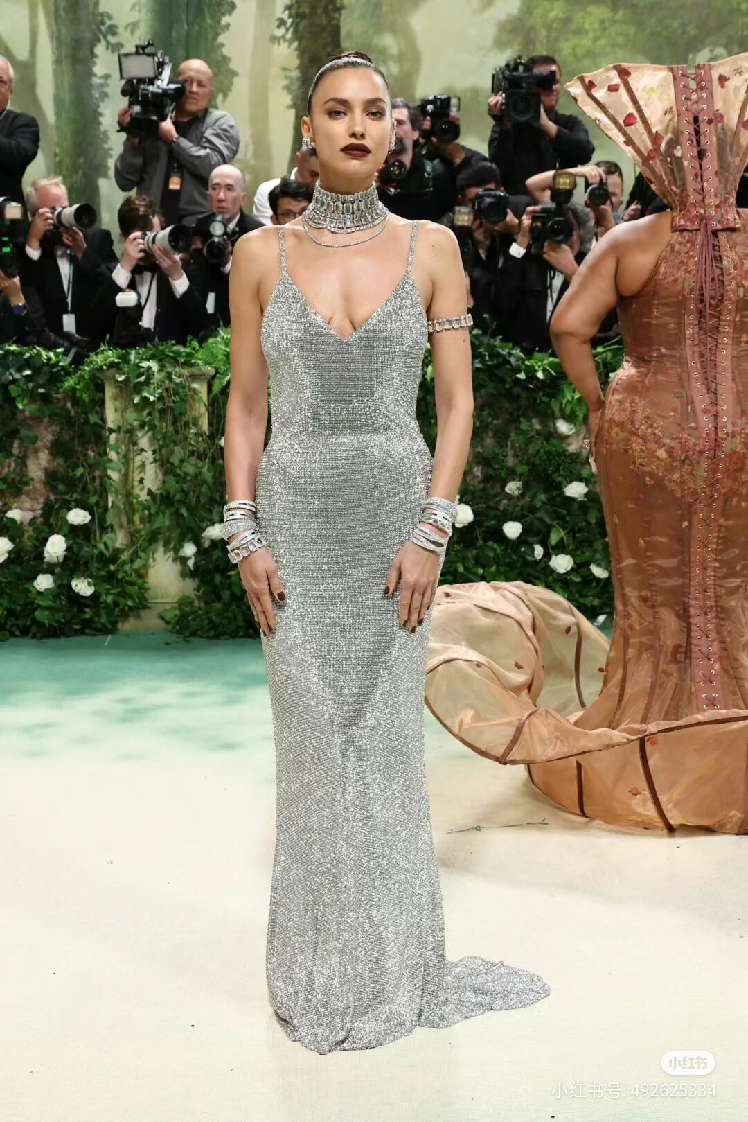 Celebrity Evening Dress Graduation Party Dress 2024 Met Gala Silver Spaghetti Mermaid Kendal Jenner Kim Kardashian Kylie Jenner Long Dress Off Shoulder