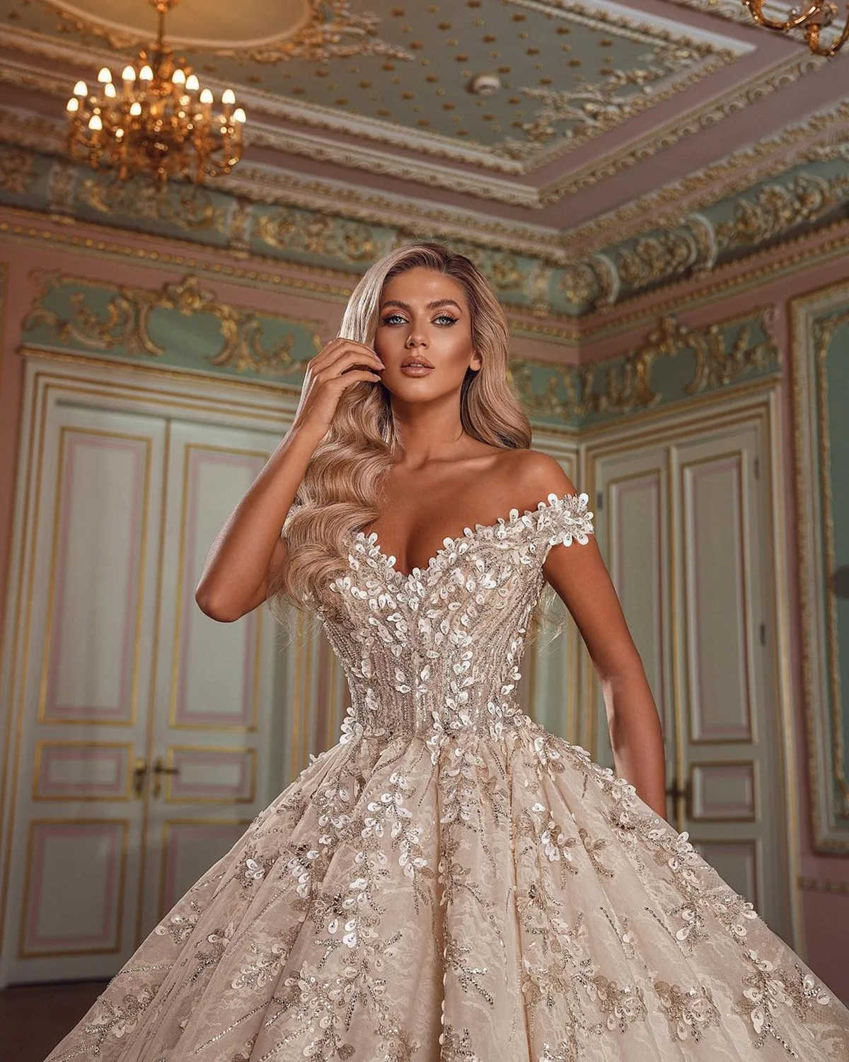 Abito da ballo romantico abiti da sposa appliques floreali paubi di pace designer fuori spalla da un abito da campo senza spalla da sposa su misura il nucleo plus size vestidos de nolia