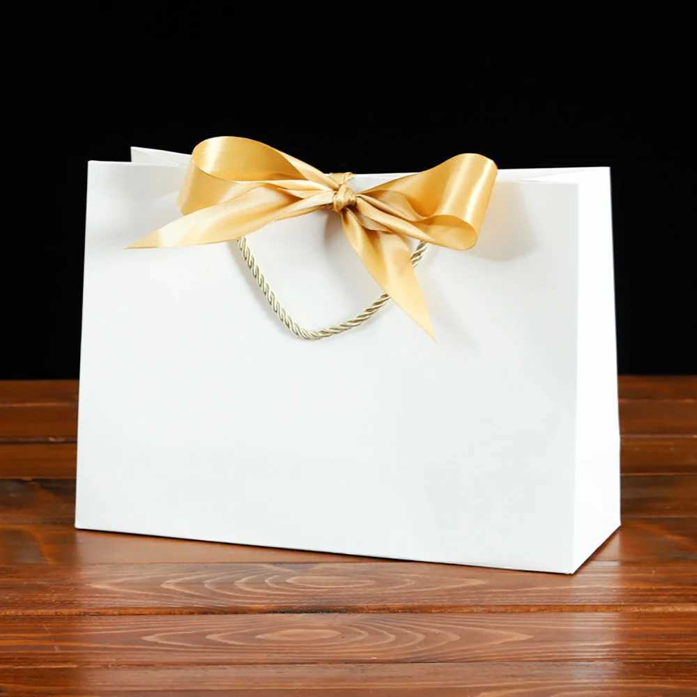 Gift Wrap Sacs-cadeaux avec poignées PARTO PARTO PERVICATION BIELLEMENT BOW BIELLIE EMBLAGE BIREAU MIDE DE MARIAGE CÉLÉBRATION CÉLÉBRATION PRÉSENT