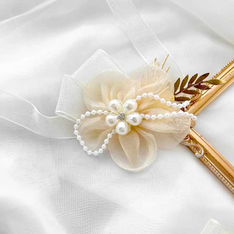 Wedding Armbanden Elegante rozenpols Corsage Bloembruiloft Bridal Pols Bloem Corsage Hand Flower Prom Party Corsage Boutonniere