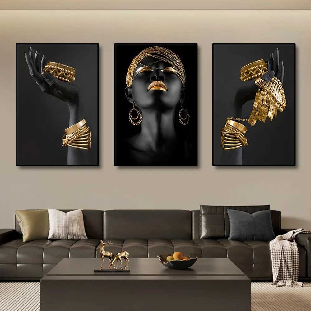 Ricanische schwarze Frauen mit goldenen Schmuck Wandkunstplakaten Perfektes Wohnzimmer gedruckter Leinwand für Home Wall Decoration Art Bilder J240505