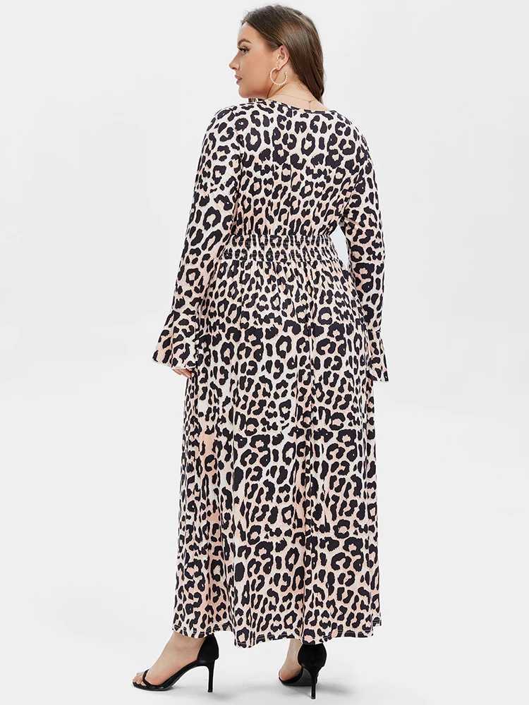 Vestidos de tamanho grande, além de roupas de bolso estampado de leopardo de tamanho para mulheres V Long Slves Flounce Slve Dress Vestido de festa de alta cintura Y240510