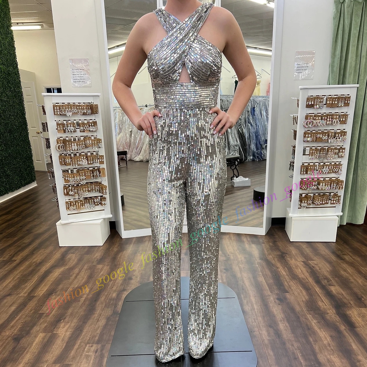 Pailletten Jumpsuit Pant Anzug Kreuzungshalter 70er Jahre Disco Lady Prom Feste formelle Abend Besonderer Anlass Gala roter Teppich Landebahn Strampler Open Back Peacock Royal Silver