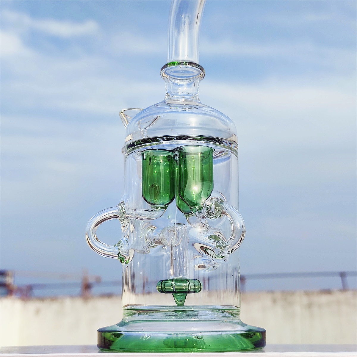 12 -Zoll -Kopfhaut Bong Green Premium Drei Röhrchen Gelenk gemischte Farbe Neo Fab Shisha Water Pipe Glass Bongs mit 14 -mm -Schüssel bereit für die Verwendung von US -Lagerhaus