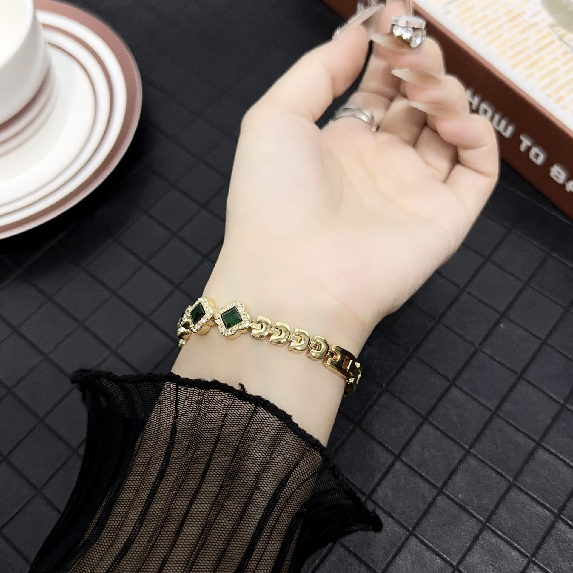 Elegant Luxury Diamonds Brand Bracelet Straps iWatch for Apple Watch Ultra 49mm Band Series 8 7 6 SE 5 41mm 45mm 44mm 42mm Strap smartWatch 9 Ultra 1 2 Rosemary Bracelet