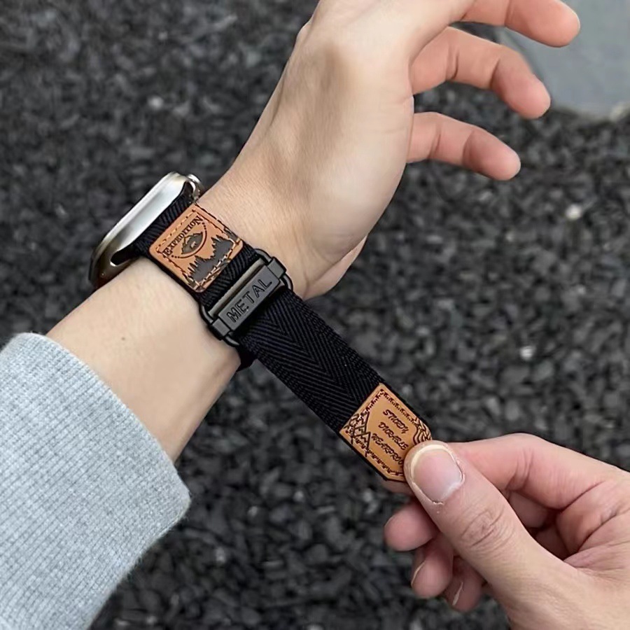 Voor mannen elastische nylon touw iWatch -riemen horlogebanden voor Apple Watch Band 49mm 41 mm 45 mm 42 mm 38 mm 40 mm 44 mm Iwatch8 2 SE 7 6 3 4 5 Ultra Designers Sports Velcro Bracelet