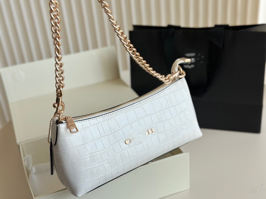 Luxury designer Charlotte 25 baguette Bag handbags women Fashion Shopping Satchels Shoulder Bags totes crossbody messenger bags Crocodile pattern purses wallet