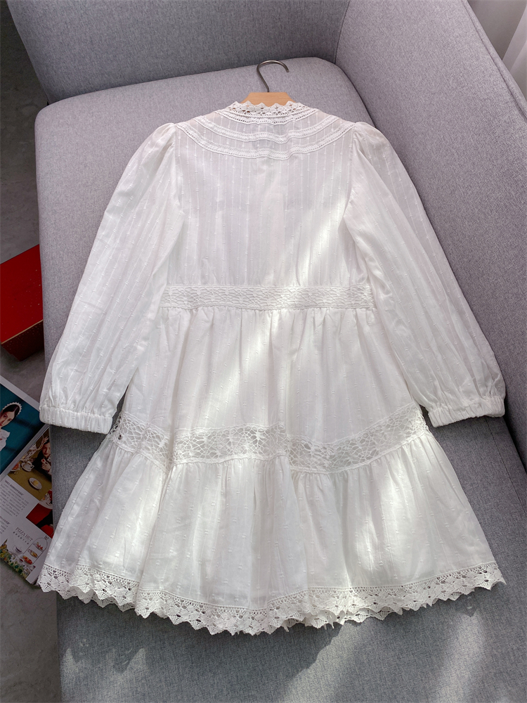 2024 الصيف ، فستان القطن الأبيض الصيفي أزرار أزرار عنق جولة طويلة