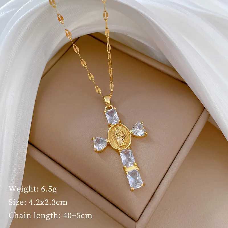 Pendant Necklaces Exquisite Virgin Cross Light Luxurious Temperament Gorgeous Stainless Steel Necklace Womens Versatile Clavicle Chain Titanium