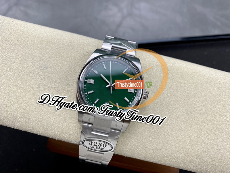 126000 VR3230 Automatique Unisexe Watch Mens Womens Watches Clean CF 36mm Green Dial Stick Markers SS 904L Bracelet en acier Super Edition TrusyTime001