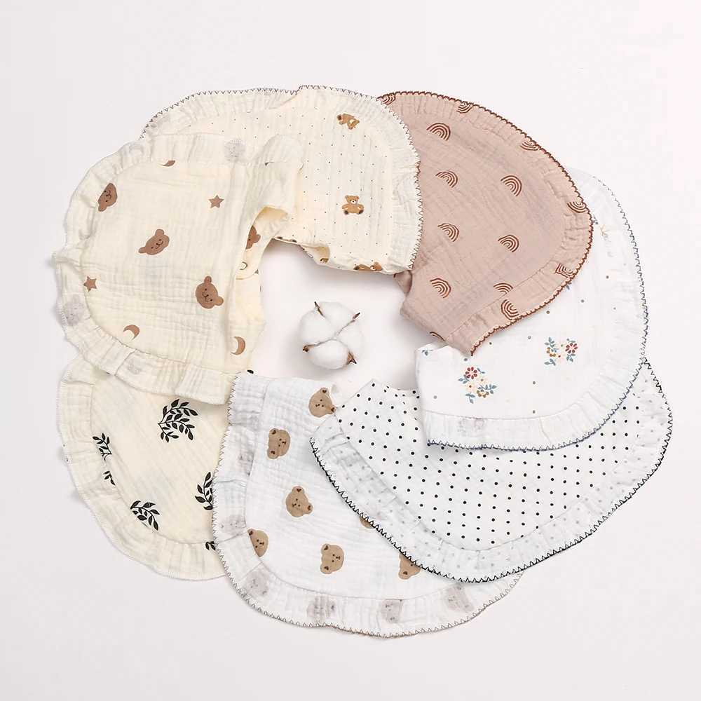 Bibs Burp Cloths Baby U-shaped feeder Drool bib printed pleated flower baby Saliva towel soft cotton lace Burp fabric newborn bib accessories d240513