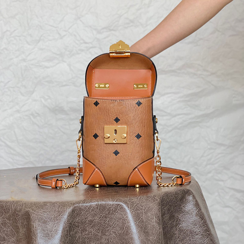 Mini franska pommesfria väska mcmcs mobiltelefon väska designer klassisk spegel kvalitet handväska blommig bokstav läder väska lås spänne tryckt liten fashionabla crossbody väska
