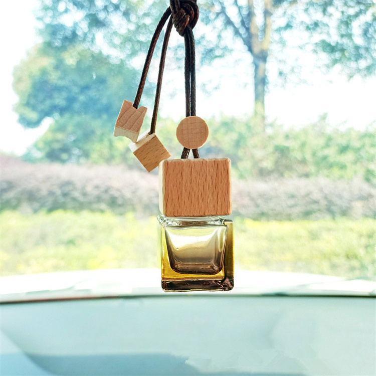 Empty Car Air Fragrance Bottle Square Shape Car Scents Hanging Freshener 8ml Car Diffuser Bottle Wood Cover