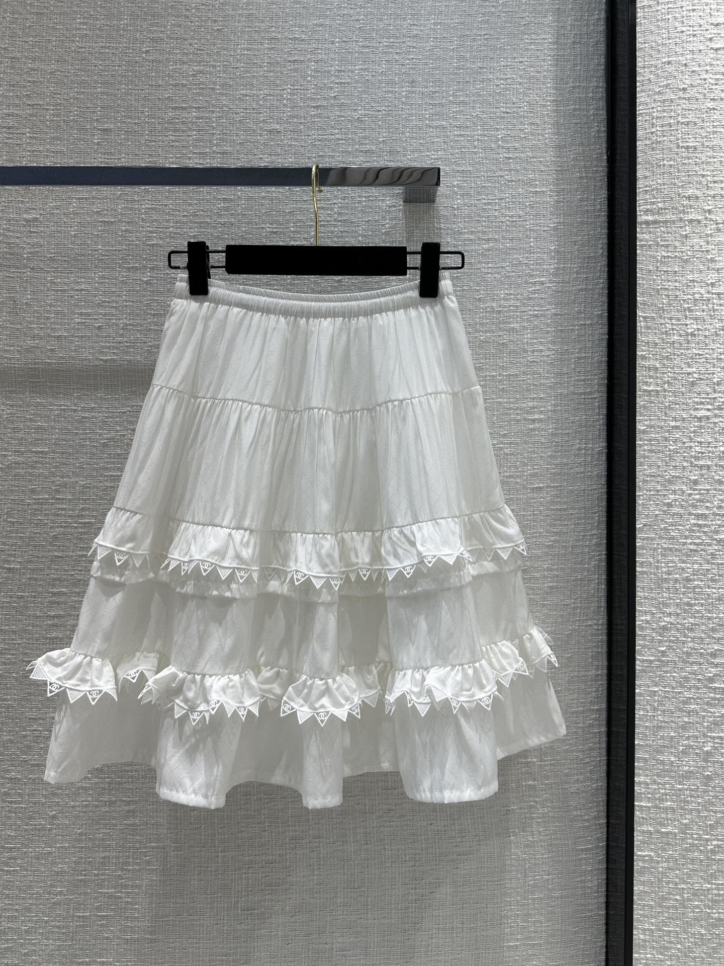2024 Nowy letni projektant jesieni Marka mody spódniczka w tym samym stylu sukienka luksusowa spódnice damskie 0514-9