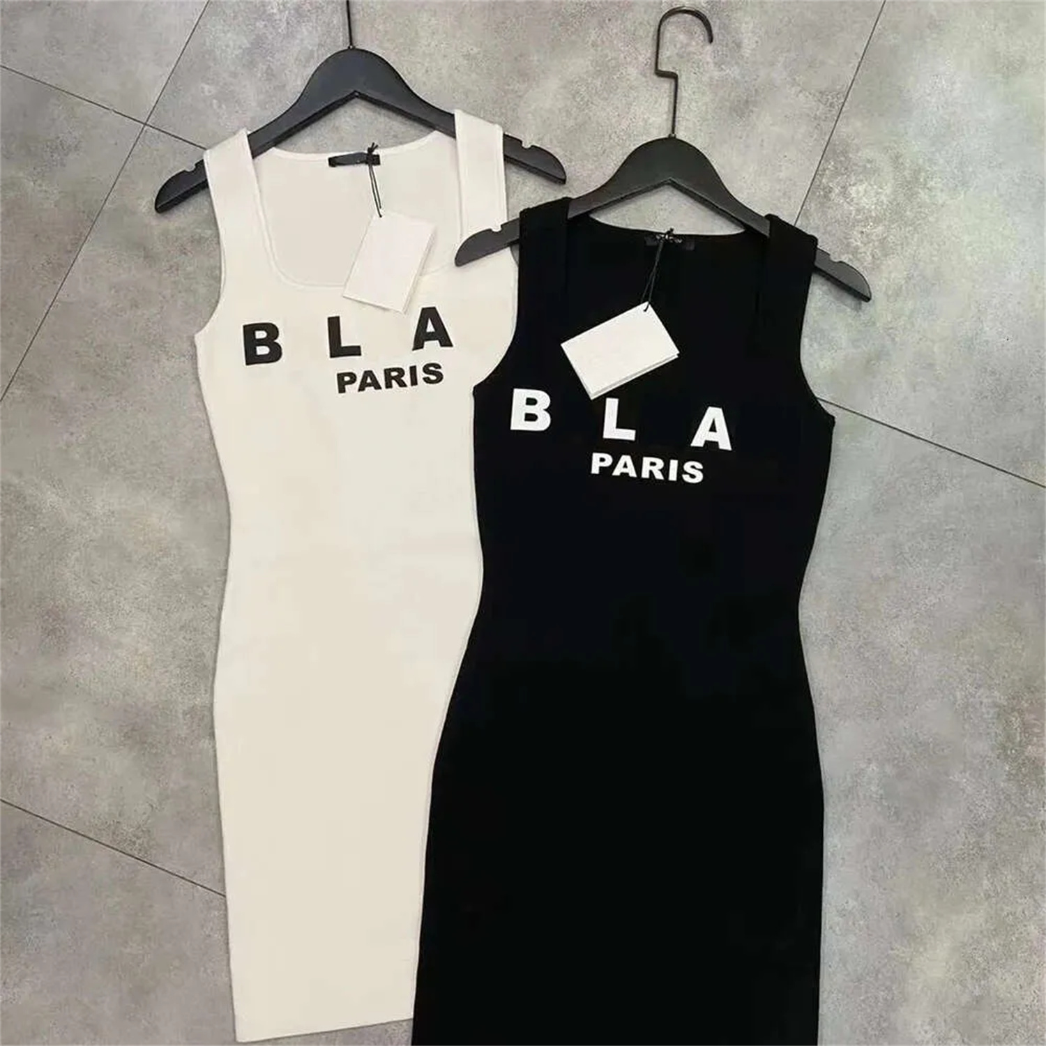 Woman Casual Dresses Sleeveless Blouses Summer Womens Dress Camisole Skirt Outwear Slim Budge Designer Lady Sexy Dresses Streetwear Party Club Clothing