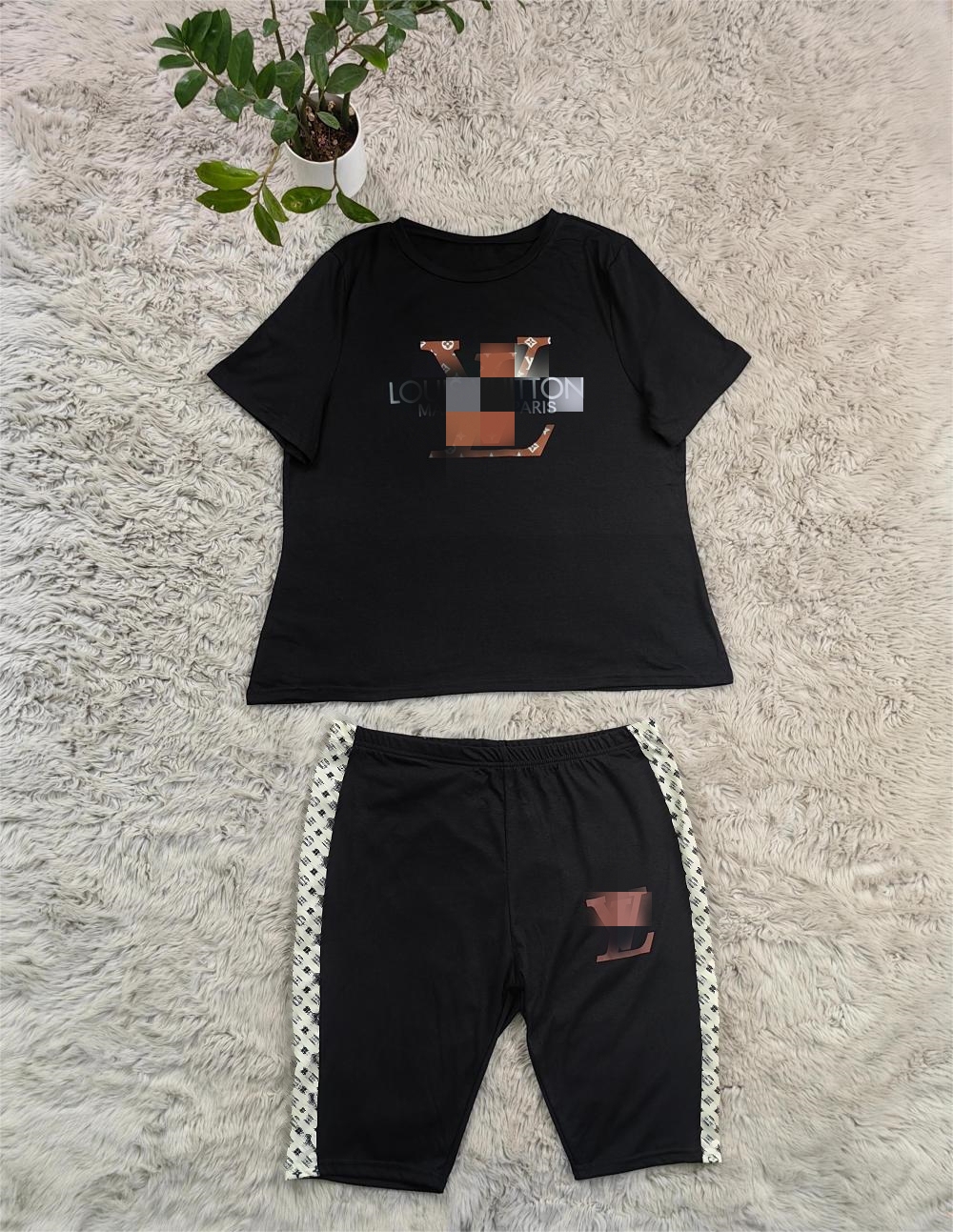 Designer Nuovo Summer Women's T-shirt Black Short Short Short Stampato casual Plus Tite Two Fiece Spedt Sports Abito da jogging da donna Ship gratuito