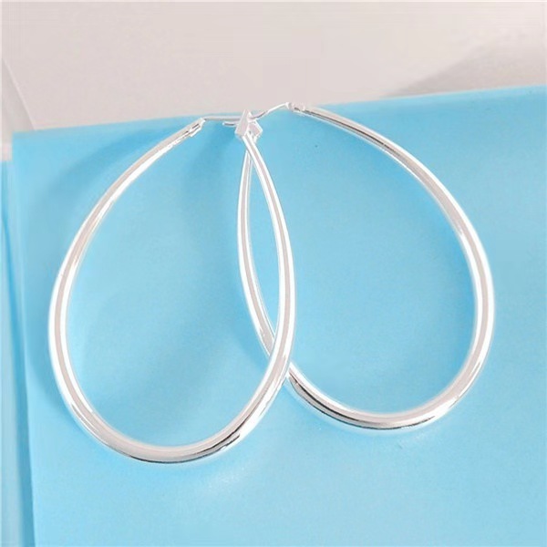 Shine Gold Color Women Earrings Fashion Smooth Hoop Earrings for Women Engagement Wedding Jewelry Gift