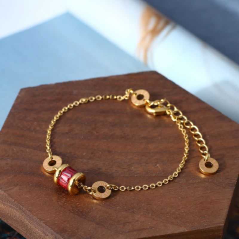 Les amoureux du premier choix pour sortir du bracelet essentiel et du bracelet de perles de mode rouge avec un logo original par le logo