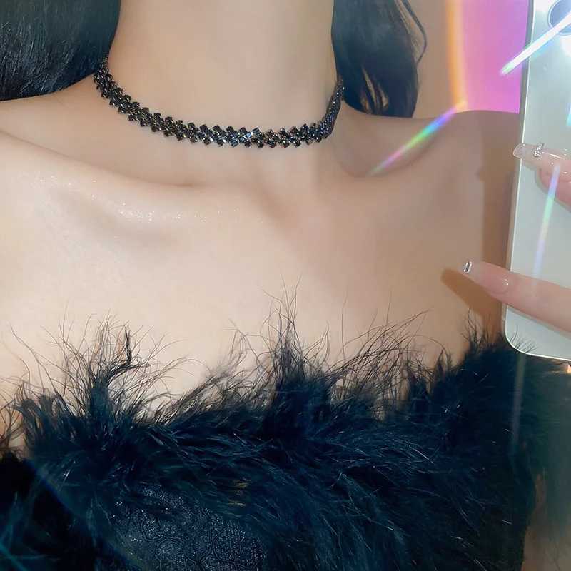 Chokers Fyuan Fashion Black Water Diamond Collecle Женское геометрическое хрустальное колье -колье в подарок D240514