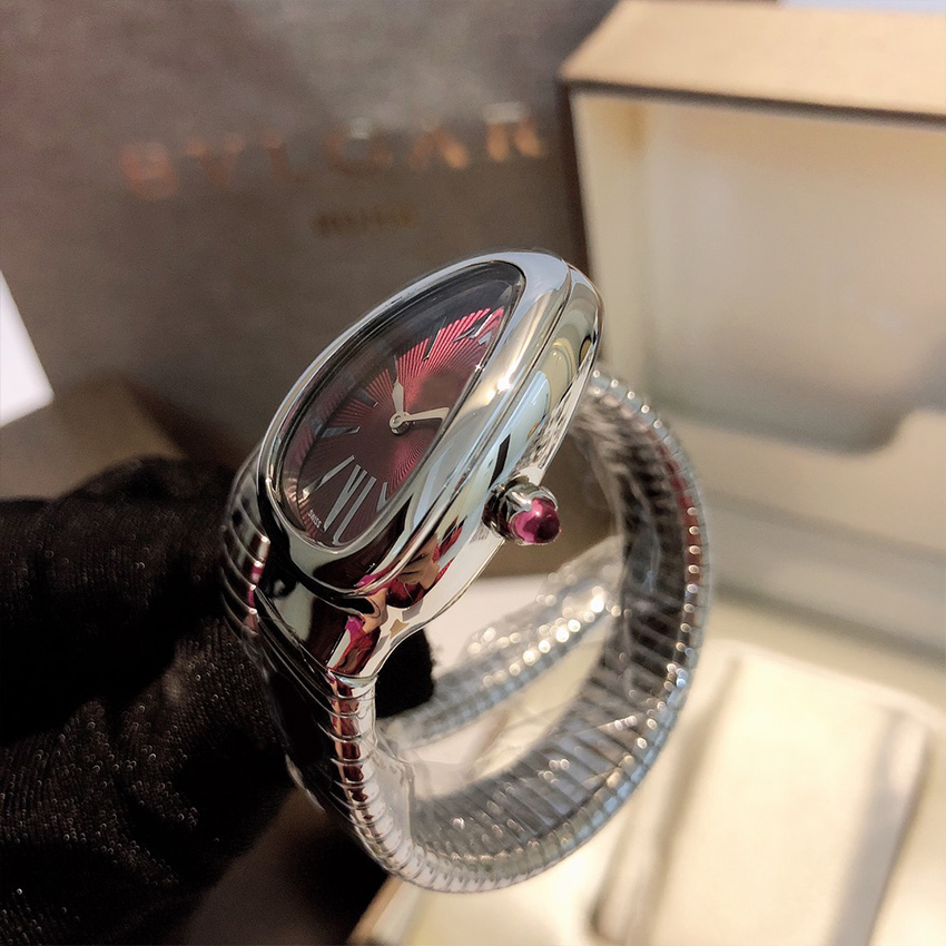 Fashion Luxury Gold Snake Women Watch Full blloy Swiss Quartz Wristwatches Diamond Jewelry Bracelet 32MM Stainless Steel Watchstrap casual modern Lady Watches