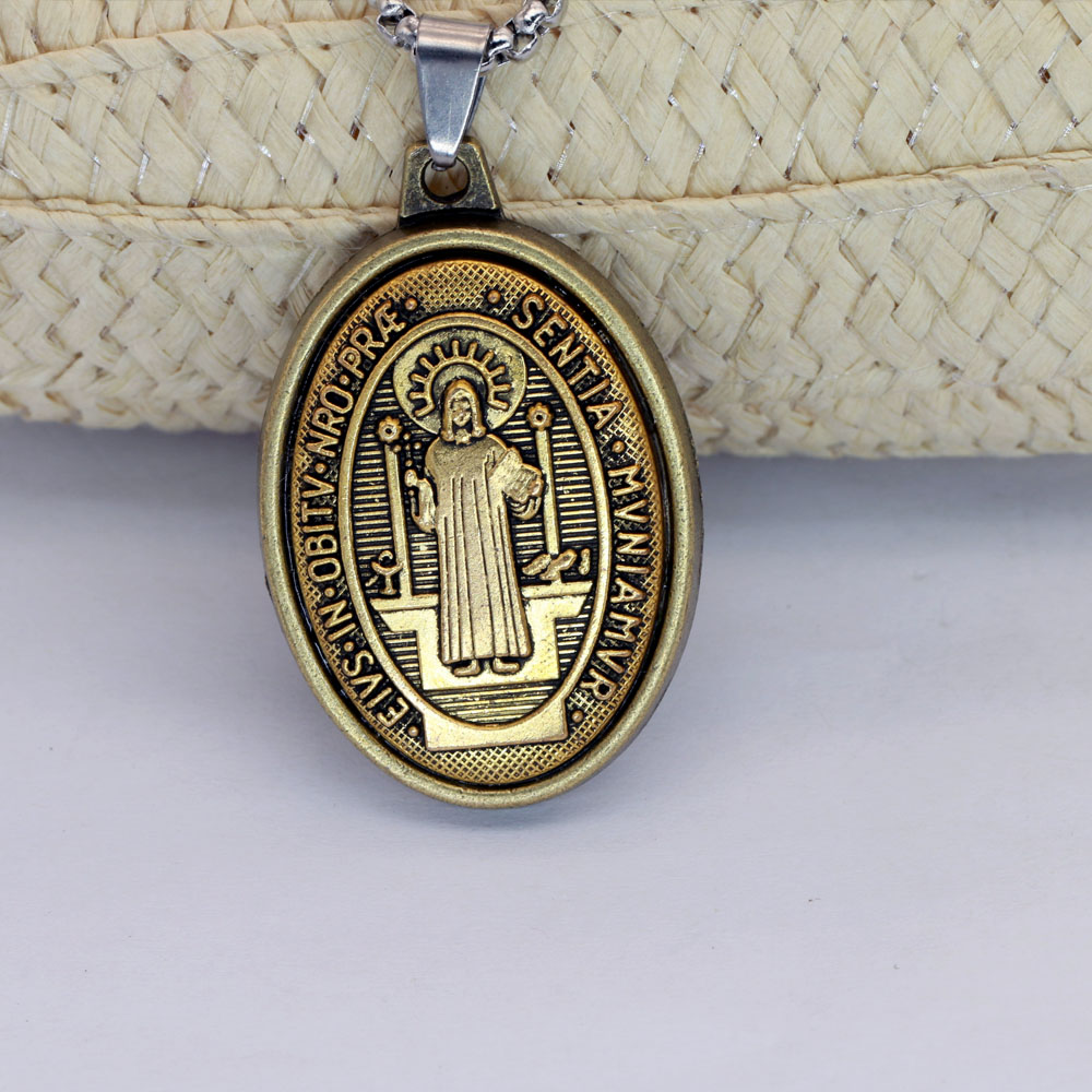 St. Benedict Médaille Clé Pendants Pendants oxydés St. Benoît Médailles pour collier pendentif contre les bijoux de protection maléfique, cadeaux hommes femmes