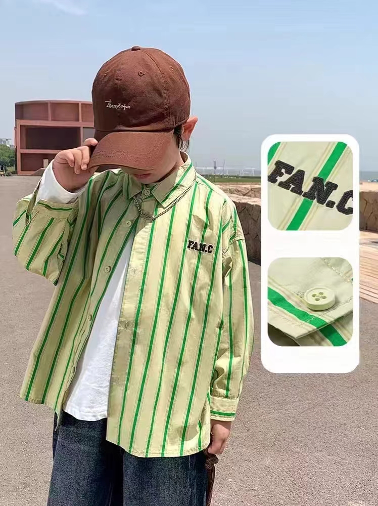 Boys 'Spring Fashion Antique Borde Stripe Shirt Spring en Autumn Children's Spring Thin Shirt Coat Middle School Studenten