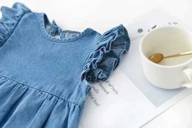 Rompers Summer Fashion Thin Denim Newborn Clothing Comfortable and Soft Girl Baby jumpsuit d240516