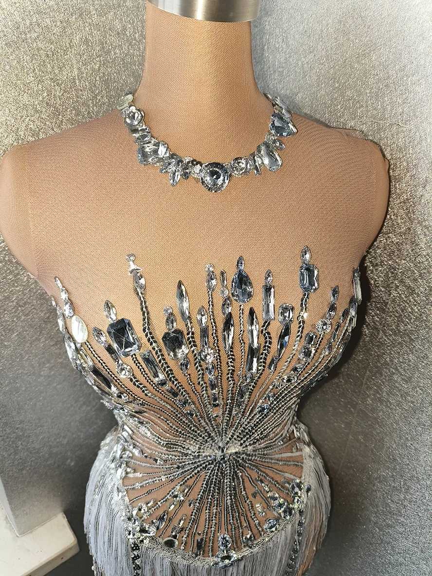 Urban Sexy Dresses Rhinestone Crystal Bodysuit Women Big Stretch Tassel Club Prom Drag Queen Costume DS Stage Singer Dance Fringe Leotard YQ240330