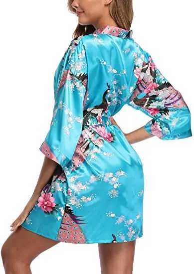 1U9c Sexy Pajamas Satin Silk Femmes Mariage Bridemaid Robe Sexy Crane Imprime Bathrobe court long Kimono Night Robe Robe Fashion Dreshing Robe Femme 2404101