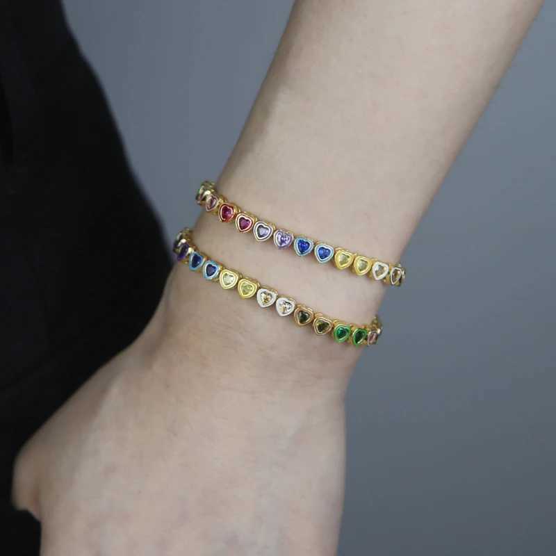 Chain New Fashion Rainbow Colourful Gold Color Gradient Ramp Colorful Enamel Bezel Heart Shaped CZ Tennis Chain Bracelet Jewelry Gift Q240401