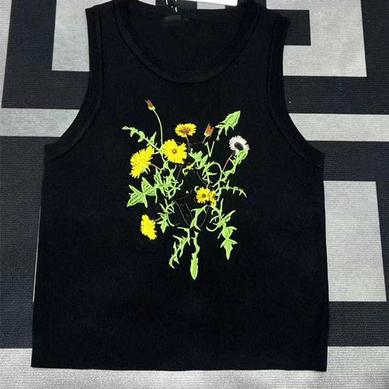 Dames tanktops Camis designer L Family 24 lente/zomer nieuw geborduurde bloem mode leeftijd reducerende slim fit gebreide tanktop voor dames SSQZ