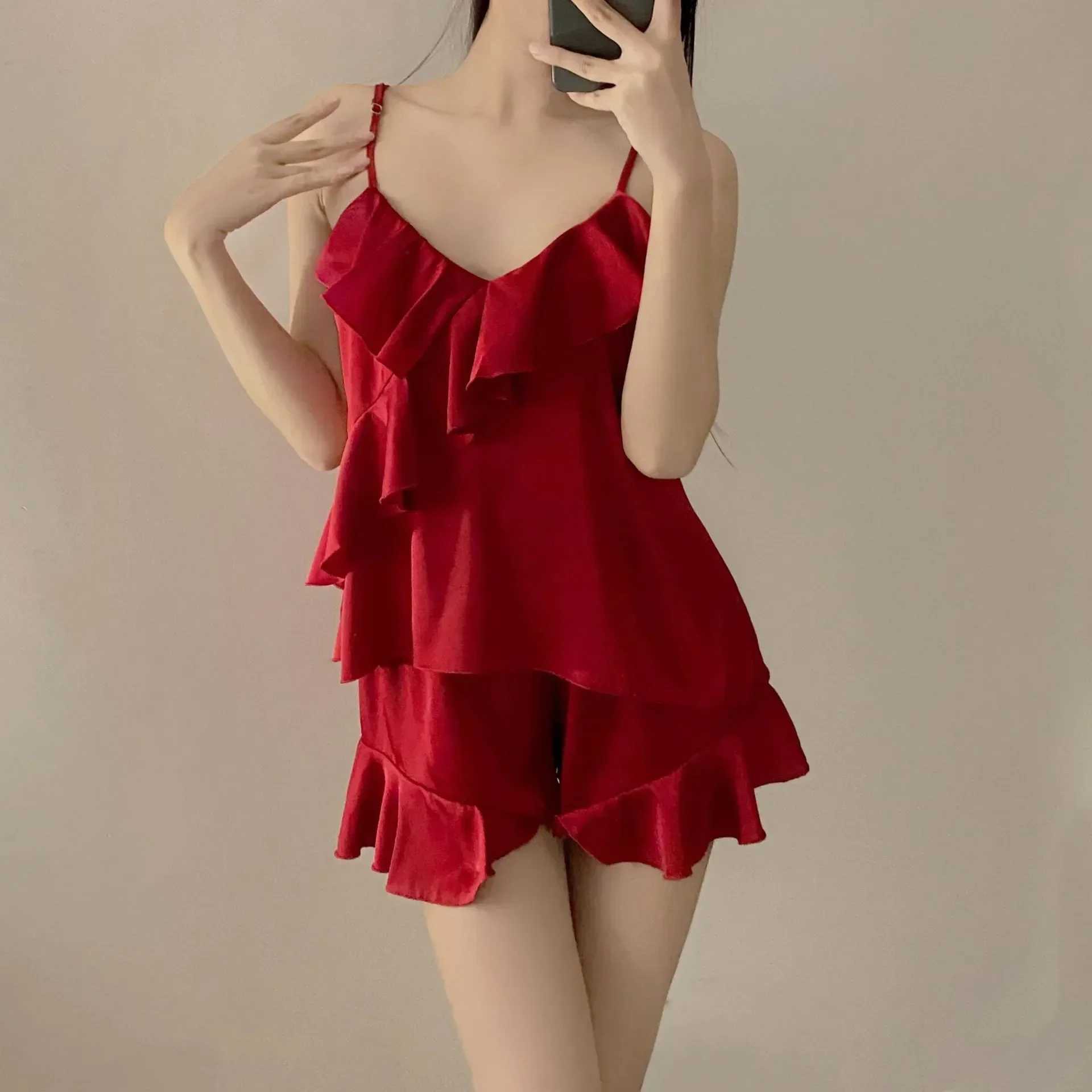 ATFR Sexy Pajama Sleep Smeal Sexy Sexy Nightwear Pajamas Set Set Cami Shorts Satin PJS Home Women Woman Pajamas Новое костюм нижнее белье 2404101