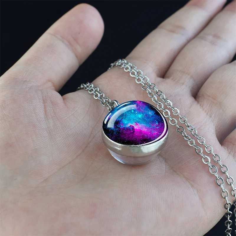 Pendant Necklaces Horsehead Nebula Necklace Galaxy Space Planet Jewelry Glass Ball Necklace Astronomy Gift 240401