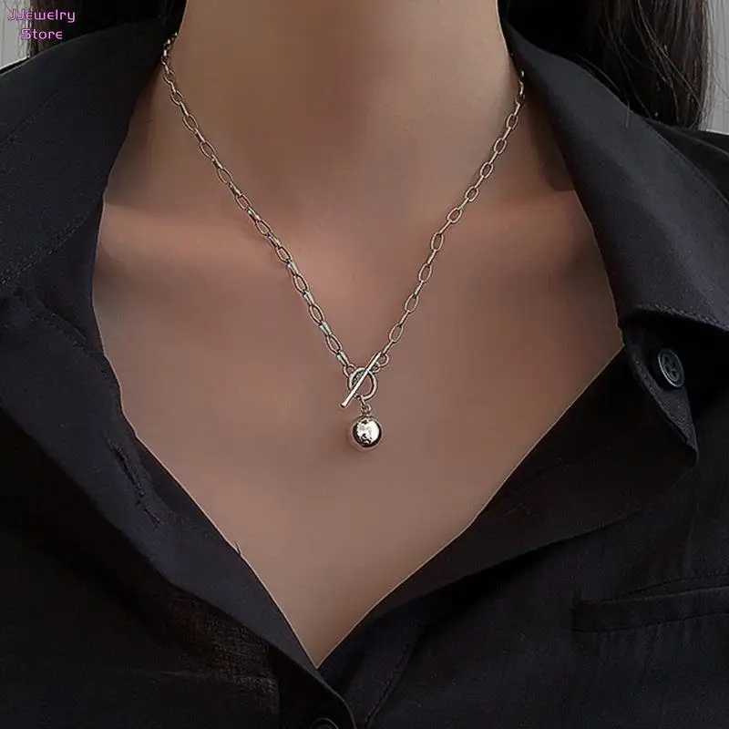 Pendentif Colliers Chaîne cubaine collier femmes nouvelle mode boucle de commutation en acier inoxydable chaîne collier femmes bijoux cadeaux L2404
