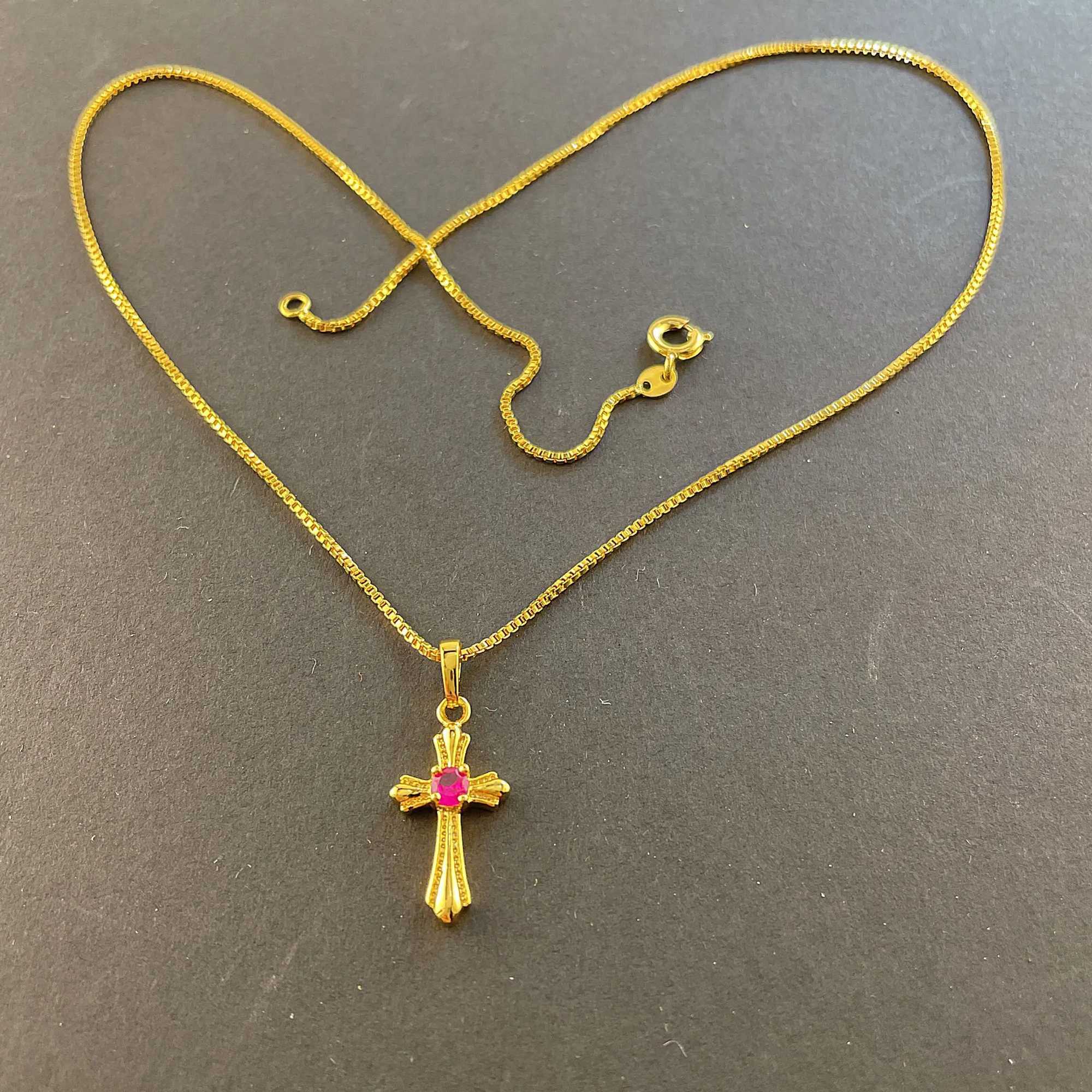 Pendanthalsband Korea Gold 24K Necklace Gold Plating Cross Necklace For Girls Jewelry Present Religion 240330