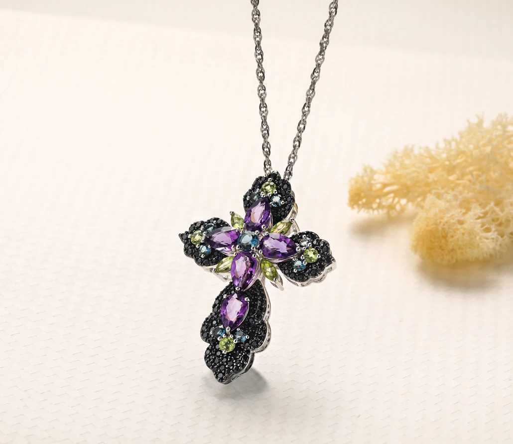 Pendant Necklaces SEASKY Natural Topaz Black Spinel Gem handmade Fashion Jewelry 925 Sterling Silver Pendants Cross Necklace 240330