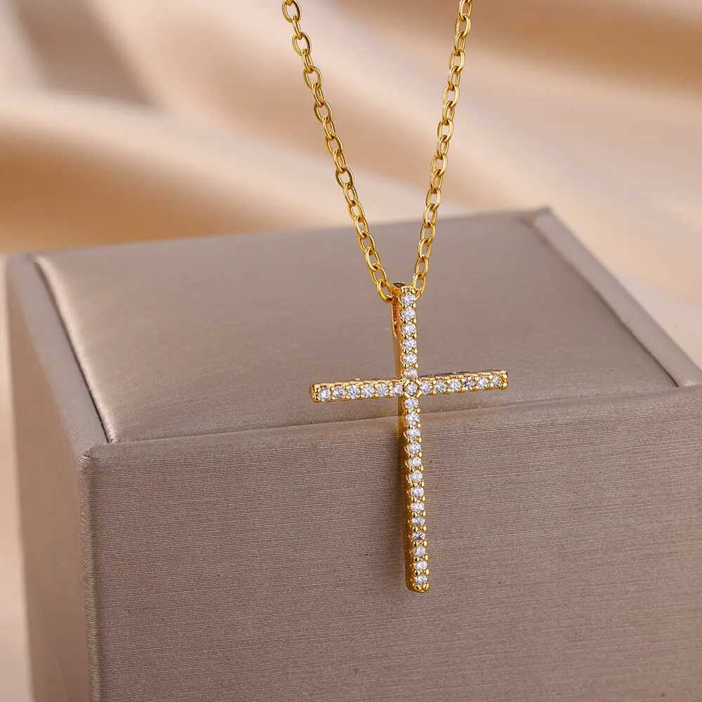 Pendentif colliers Zircon croix pendentif collier pour femmes couleur or en acier inoxydable collier colliers 2024 tendance Goth bijoux cadeaux livraison gratuite 240330