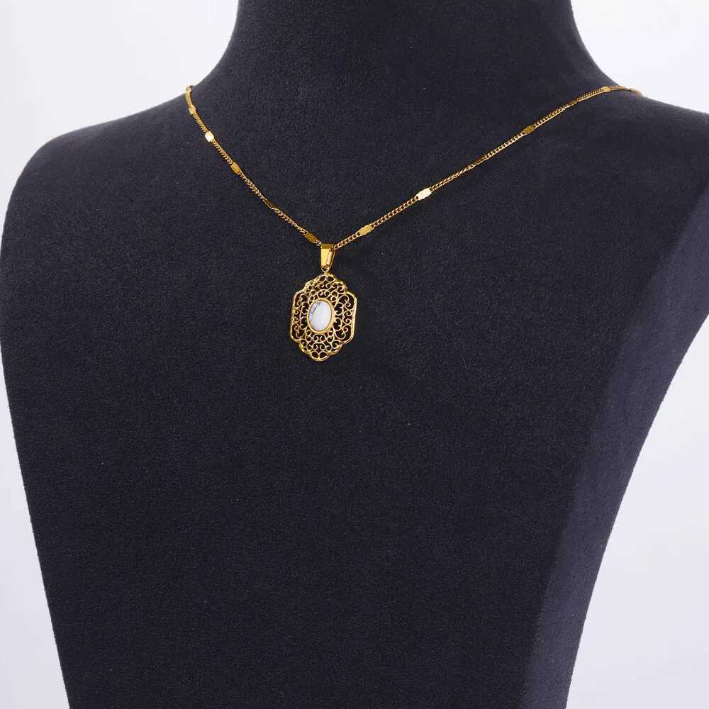 Pendentif colliers Bijoux en acier inoxydable opale pierre colliers pour femmes Simple minimaliste couleur or chaîne en métal pendentif bijoux cadeau de mariage 240330